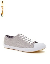 tenesi adidasi (gen converse) foto