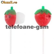 Lovely Strawberry In-ear Stereo Earphone for MP3/MP4 foto