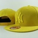 vand sapca new era foto