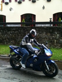 YAMAHA R6 fabricatie 2001 DE VANZARE foto