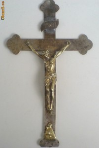 Cruce ortodoxa cu IISUS din alama. Dim: h=19cm, latime=11cm foto