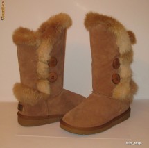 CIZME UGG AUSTRALIA  BAILEY BUTTON IMBLANITE PIELE INTOARSA TRANSPORT GRATUIT PRIN FAN COURIER+CADOU IN VALOARE DE MAXIM 10 LEI foto