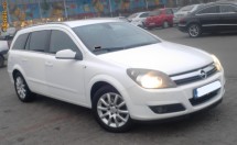 Opel Astra H foto