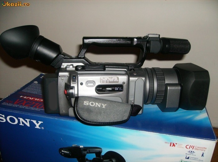 CAMERA VIDEO SONY VX2100E foto mare