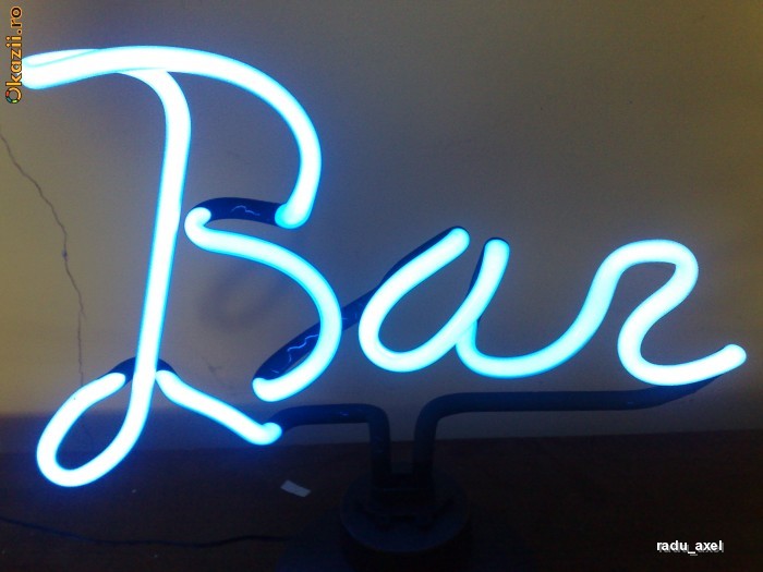 reclama luminoasa cu neon foto mare
