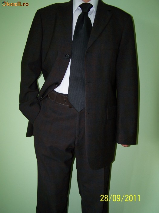 costum original HUGO BOSS, marime 48, model deosebit(rezervat denmax) foto mare