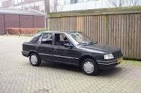 PEUGEOT 309,BENZINA,AN FABR 1994 INMATRICULAT ROMANIA foto mare