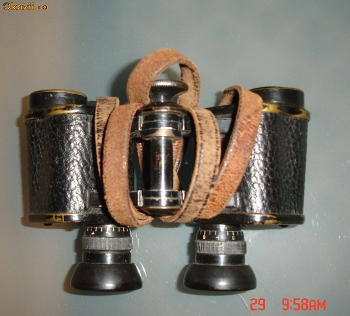 Binoclu Goerz foto mare