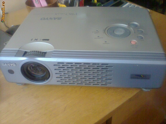 OKAZIE!!!Proiector Sanyo PLC-XU48 foto mare