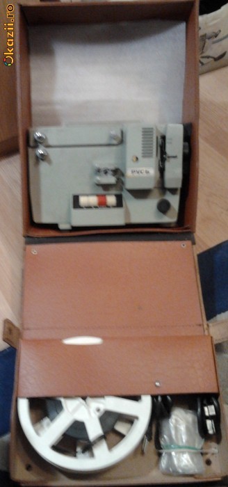 Proiector RUS - 8mm (URSS) foto mare