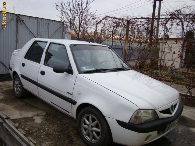 Dacia Solenza Scala 1.4 mpi foto mare