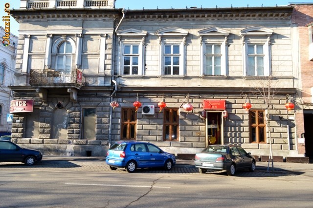 Inchiriez 17 spatii in Arad ultracentrale deasupra la Club Renaissance de la 20mp la 60mp 4Euro/mp foto mare