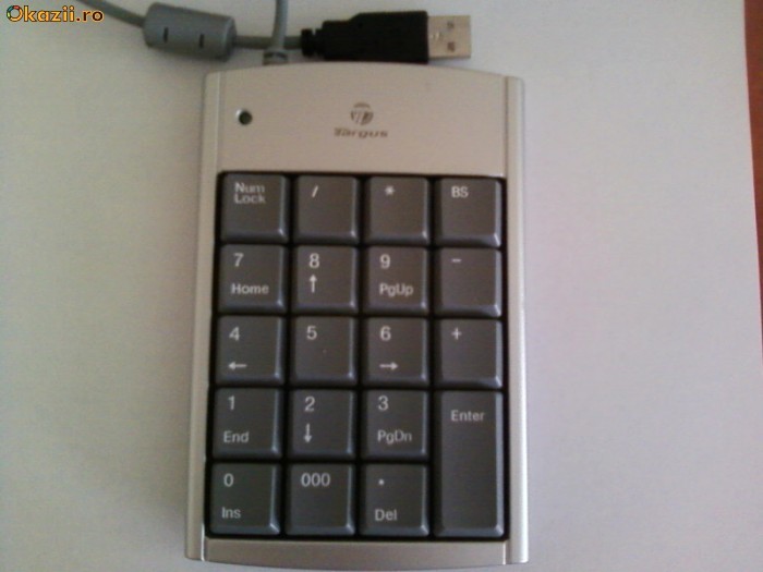 Tastatura numerica USB Targus cu hub usb inclus PAKP004E foto mare