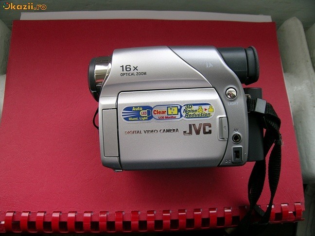 videocamera JVC GR-D23 foto mare