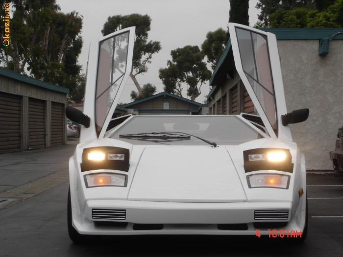 Lambourghini Countach lp5000s replica foto mare