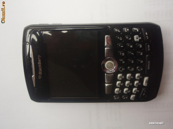 BLACKBERRY  8310 DOUA BUCATI  BLACK SI GRI foto mare