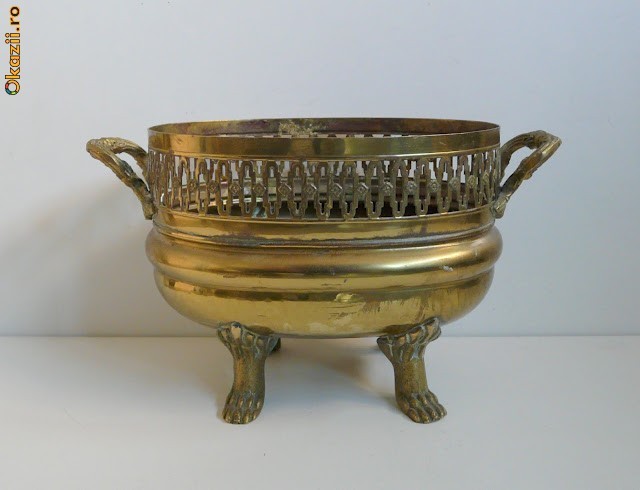 DOUA JARDINIERE DECORATIVE DIN ALAMA SI BRONZ - PENTRU GHIVECE MICI, DE INTERIOR foto mare