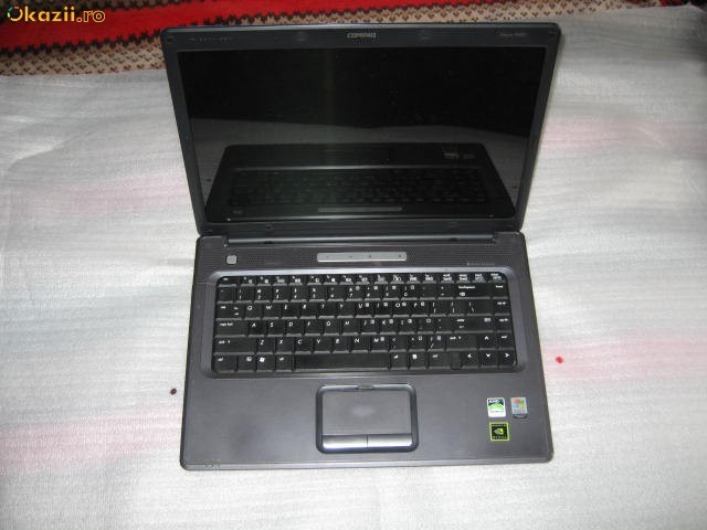 VAND COMPONENTE LAPTOP COMPAQ V6000 foto mare