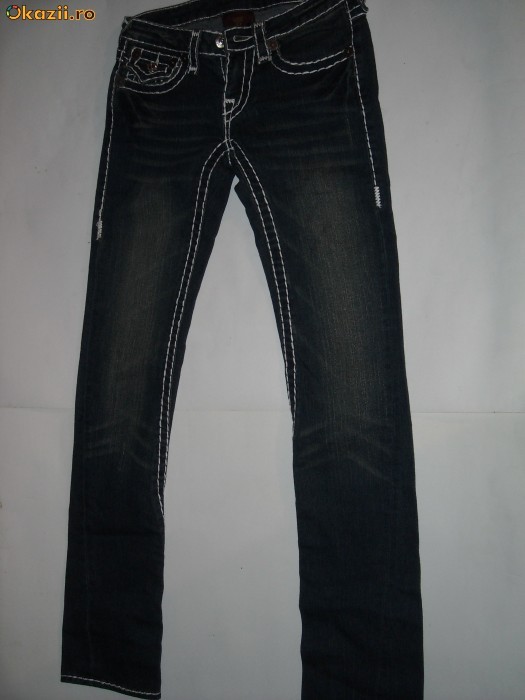 blugi  elastici  TRUE  RELIGION foto mare