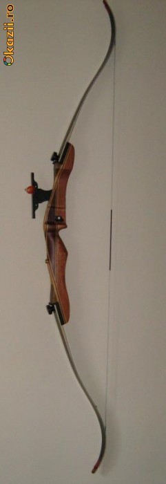 arc sageti recurve foto mare