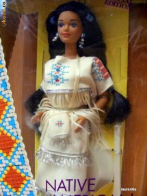 Native American Barbie 1996 - din seria Dolls Of The World! foto